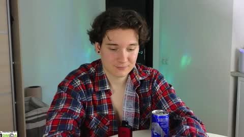 FAVORITE online show from December 1, 8:53 pm