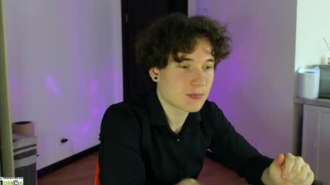 FAVORITE online show from December 2, 10:12 pm