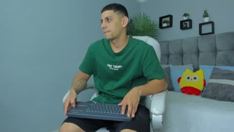 alex online show from May 21, 12:12 pm