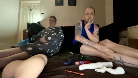 Snapshot of alex_essex69 chatting on May 5, 12:29 am alex_essex69 online show from May 5, 12:29 am