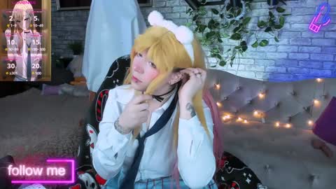 Snapshot of alex_howell chatting on January 14, 8:37 pm alex_howell online show from January 14, 8:37 pm