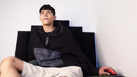 alex_mark_ online show from October 10, 1:54 pm