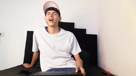 alex_mark_ online show from November 12, 3:51 am