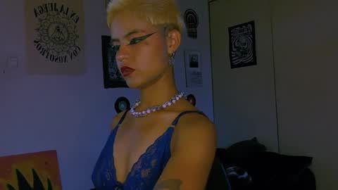 Alex online show from April 8, 10:54 pm