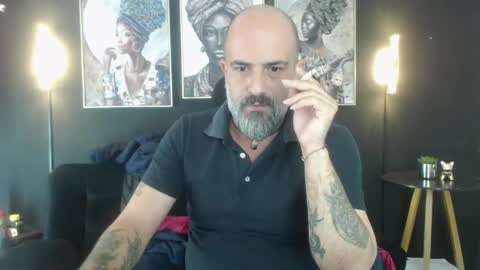 Alex Saints online show from May 26, 6:26 pm