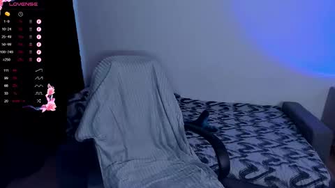 alex_silent online show from February 1, 11:42 am