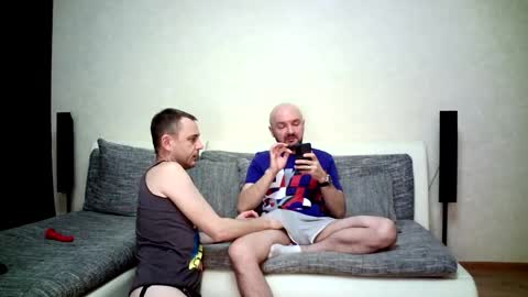 Alex and Tobey online show from March 2, 5:41 am