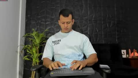 Alex Towers online show from June 1, 12:18 pm