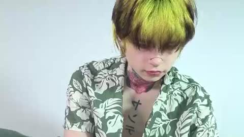 Snapshot of alex_valllley chatting on June 24, 11:04 pm Alex Valley online show from June 24, 11:04 pm