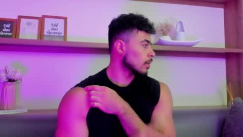 alex_wolf05 online show from February 28, 6:09 pm