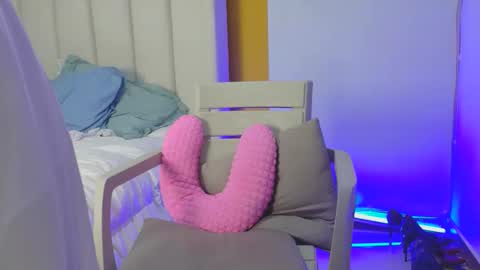 Alexa online show from February 3, 6:51 am