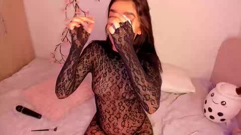 Snapshot of alexa_6908 chatting on November 23, 9:03 pm alexa online show from November 23, 9:03 pm