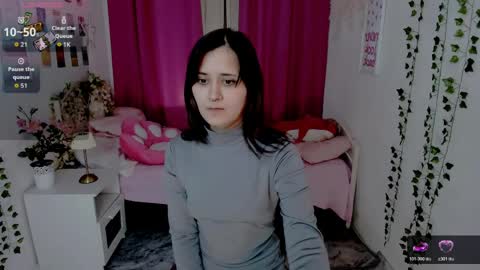 Snapshot of alexa_lexi chatting on April 9, 10:53 am alexa_lexi online show from April 9, 10:53 am