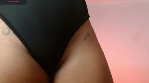   online show from March 6, 4:25 pm