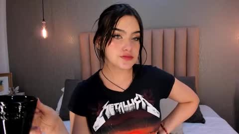 Alexa Thaylor online show from January 15, 3:29 pm