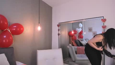 Alexa Thaylor online show from March 1, 2:55 pm