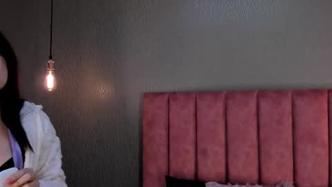 Alexa Thaylor online show from December 1, 1:49 pm