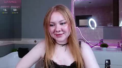 Snapshot of alexaabee chatting on May 14, 8:43 am alexaabee online show from May 14, 8:43 am