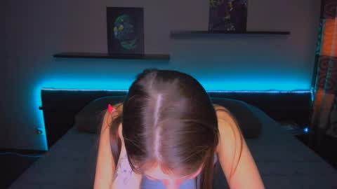 angel online show from April 9, 12:54 am