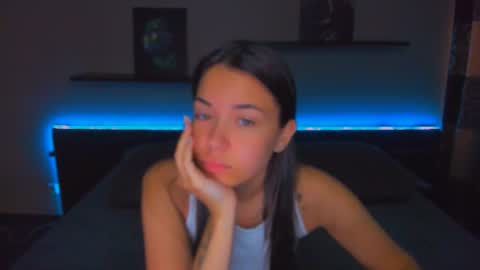 Snapshot of alexabarkley chatting on June 23, 12:30 am angel online show from June 23, 12:30 am