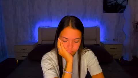 Snapshot of alexabarkley chatting on July 8, 12:15 am angel online show from July 8, 12:15 am