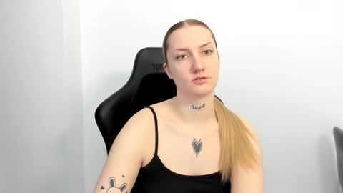 Alexa online show from April 16, 12:39 pm