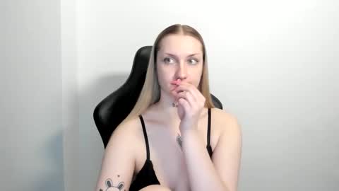 Alexa online show from May 11, 2:45 pm