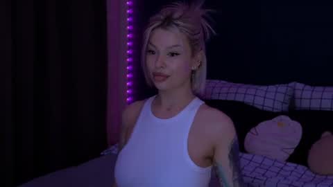 Snapshot of alexamason chatting on June 21, 2:03 am Alexa Mason online show from June 21, 2:03 am