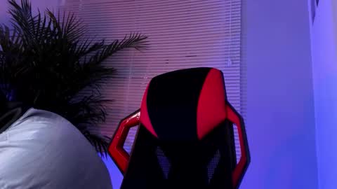 Alexander Diaz online show from September 15, 10:48 am