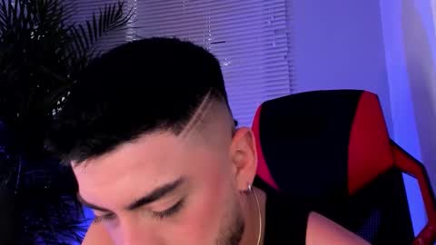 Alexander Diaz online show from October 13, 12:16 pm