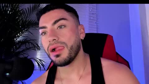 Alexander Diaz online show from October 16, 3:13 pm