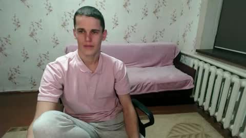 Snapshot of alexanderstrongs chatting on January 21, 7:50 pm alexanderstrongs online show from January 21, 7:50 pm