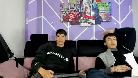 chicos hot online show from April 13, 1:38 pm