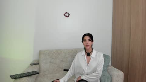 Snapshot of alexandra_fiore chatting on January 24, 3:43 am I am Alexandra online show from January 24, 3:43 am