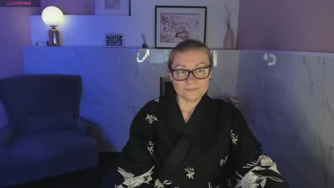 Snapshot of alexandra_kind chatting on January 4, 4:55 am Alexandra online show from January 4, 4:55 am