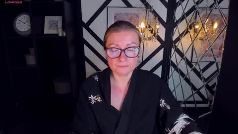 Snapshot of alexandra_kind chatting on February 9, 12:17 am Alexandra online show from February 9, 12:17 am