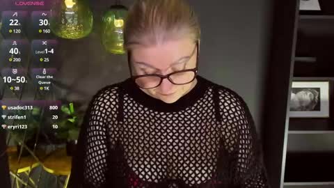 Snapshot of alexandra_kind chatting on March 8, 11:49 pm Alexandra online show from March 8, 11:49 pm