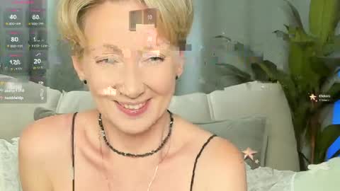 Snapshot of alexandrafix chatting on May 12, 2:03 pm Alexandra online show from May 12, 2:03 pm