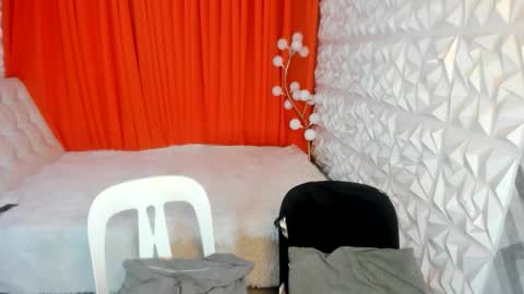 alexandrafoster online show from May 10, 4:34 pm