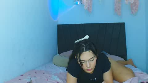 Snapshot of alexandre_chuad chatting on April 9, 5:07 am Alexa online show from April 9, 5:07 am