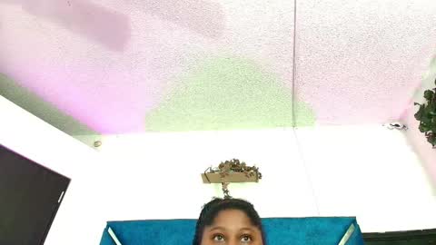 Snapshot of alexarousse4u chatting on March 4, 2:06 am Alexa online show from March 4, 2:06 am