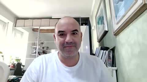 Snapshot of alexct77 chatting on June 5, 1:06 pm alexct77 online show from June 5, 1:06 pm