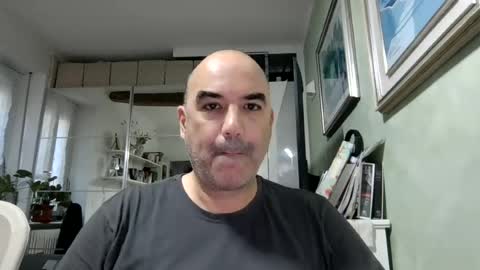Snapshot of alexct77 chatting on June 24, 6:51 pm alexct77 online show from June 24, 6:51 pm
