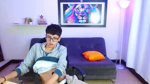 alex online show from March 11, 1:28 pm