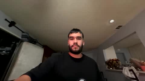 Snapshot of alexcumsss chatting on May 12, 4:31 am alexcumsss online show from May 12, 4:31 am