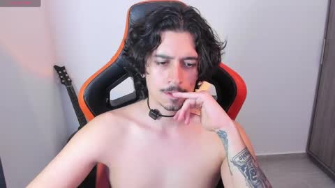 Snapshot of alexfloreszzz chatting on March 30, 9:16 pm alexfloreszzz online show from March 30, 9:16 pm