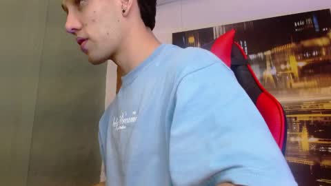 alexgiraldo__ online show from May 6, 12:54 pm