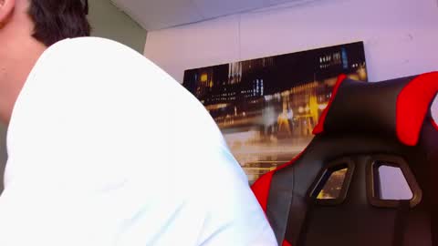 alexgiraldo__ online show from May 20, 12:50 am