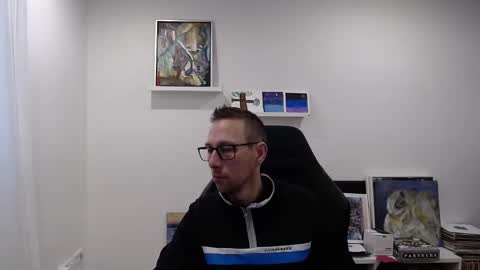 alexhunter4u online show from December 17, 9:07 am