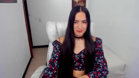 Snapshot of alexia_dussan chatting on January 18, 9:40 pm alexia_dussan online show from January 18, 9:40 pm